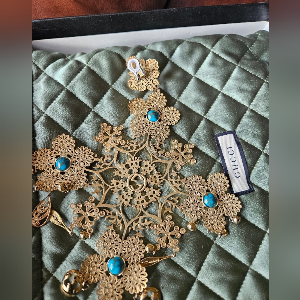 Gucci Gold tone and Resin Statement Necklace - Picture 7 of 7